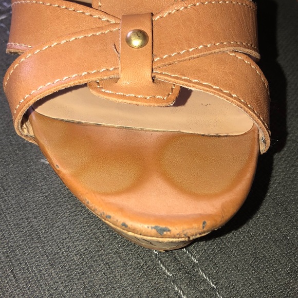 GUESS Nude Wedges - Picture 7 of 7